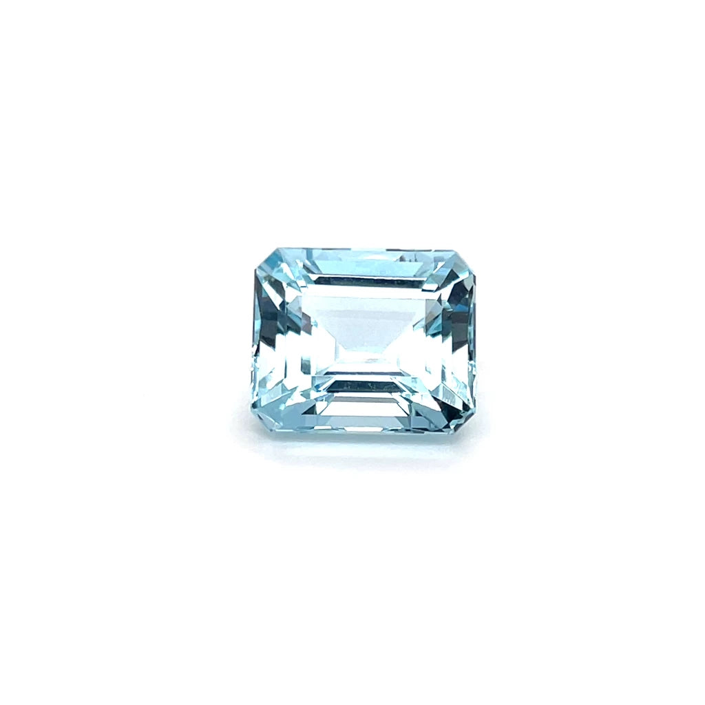 15.62 Carat Aquamarine Emerald Cut Gemstone (UN-0192)