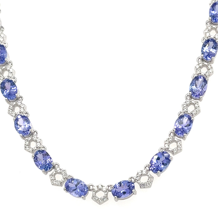 32 Oval-Cut Tanzanite Necklace: A Stunning 27.13 Carat Gemstone (PJC32780N)