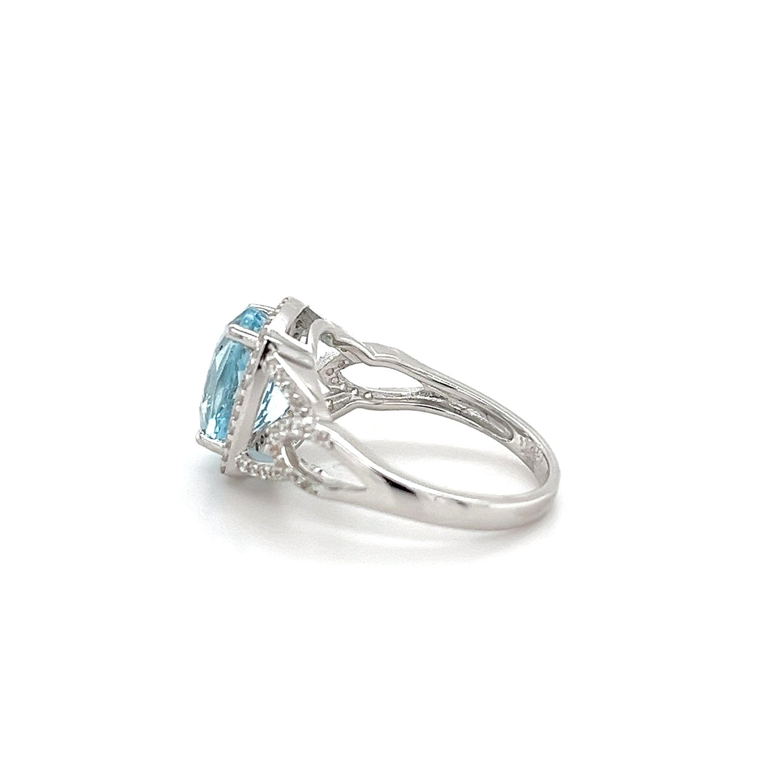 Sterling Silver Rhodium Plated Ring with 1 Oval 2.71ct Untreated Aquamarine (PJC9171R)